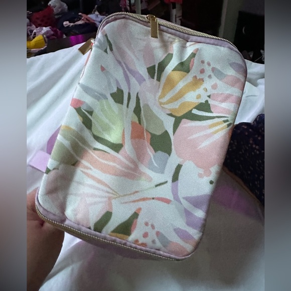 Lunchbox - Picture 3 of 6